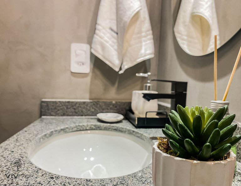 Inspiration Frei Caneca | Decorated Apartment with Private R
