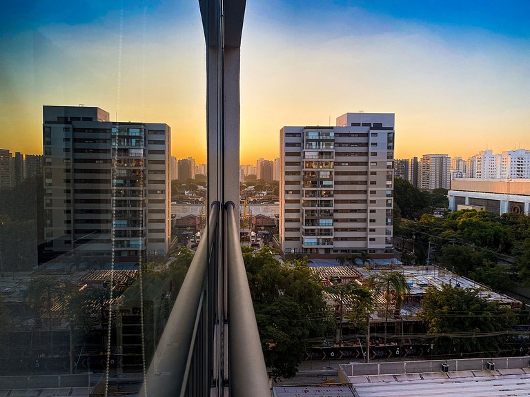 VIP Studio Moderno em Moema | Próximo ao Metrô e Shopping Ib