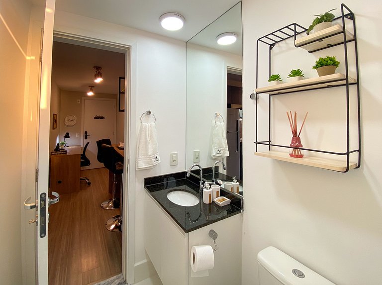 VIP Studio Moderno em Moema | Próximo ao Metrô e Shopping Ib