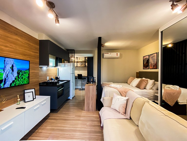VIP Studio Moderno em Moema | Próximo ao Metrô e Shopping Ib