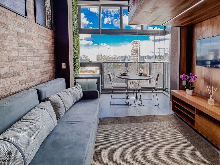 Imperium Moema Charming • Near Subway, Wi-Fi & AC