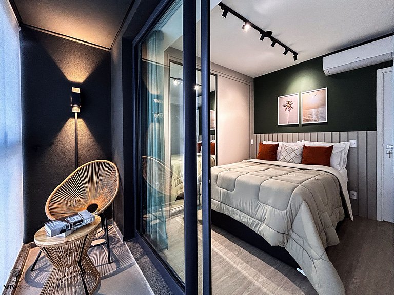 Seasons Pinheiros | 2Qts | Ar Metrô e Oscar Freire