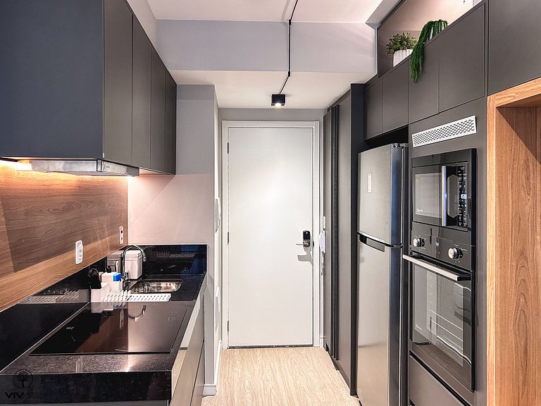 Seasons Pinheiros | 2Qts | Ar Metrô e Oscar Freire