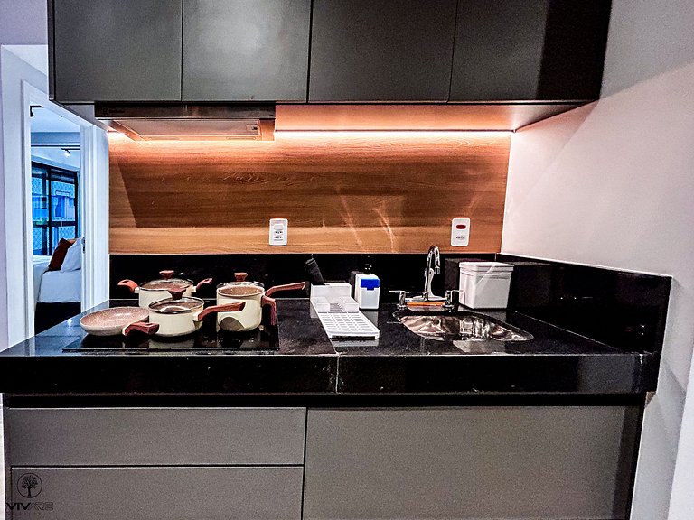 Seasons Pinheiros | 2Qts | Ar Metrô e Oscar Freire