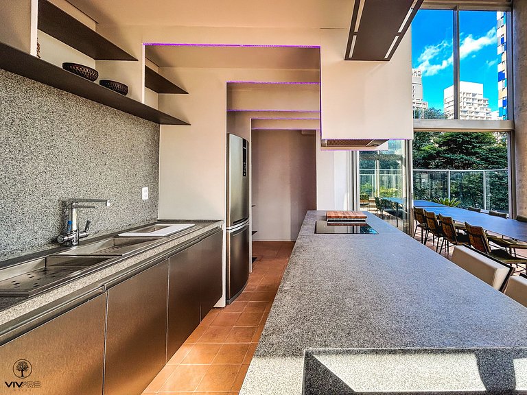 Seasons Pinheiros | 2Qts | Ar Metrô e Oscar Freire