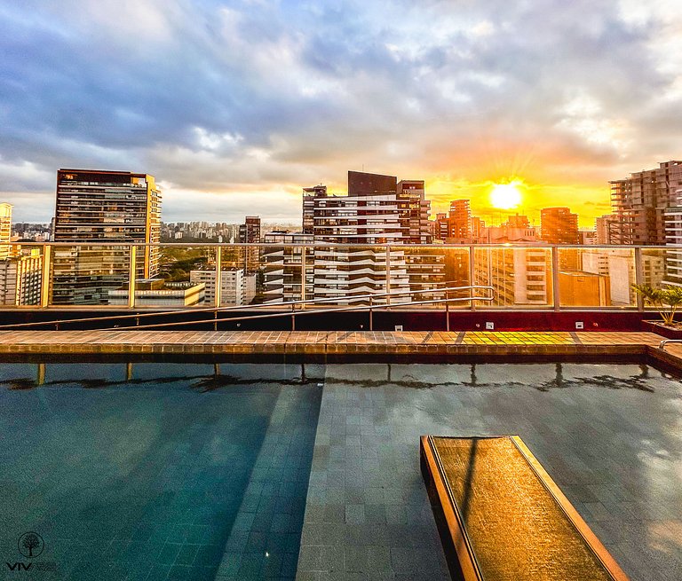 Seasons Pinheiros | 2Qts | Ar Metrô e Oscar Freire