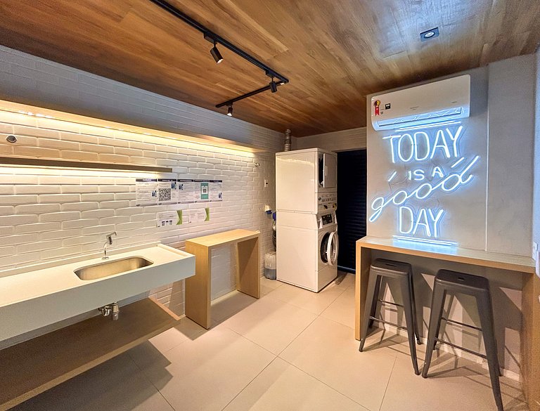 Brise Studio in Pamplona • AC, Wi-Fi & Walk to Paulista