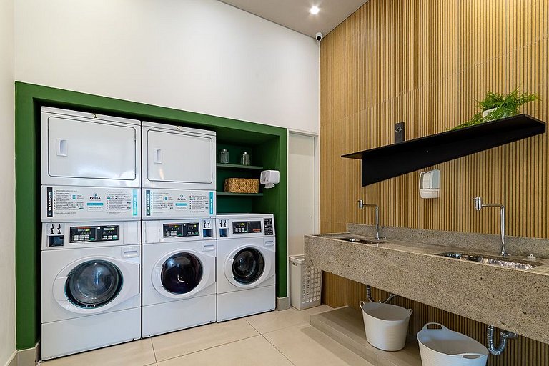 Horizons Apt with Balcony in Moema | Near Metro & Mall