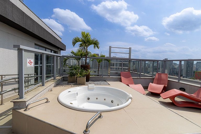Horizons Apt with Balcony in Moema | Near Metro & Mall