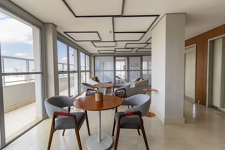 Horizons Apto Com Varanda em Moema | Px Metrô e Shopping