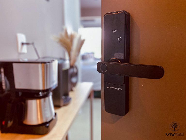 Saphir Studio Moderno com Varanda, Wi-Fi Rápido e Conforto