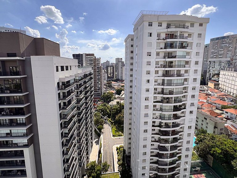 Sky Vibe - Px metrô Faria Lima/Frente ao Eldorado.