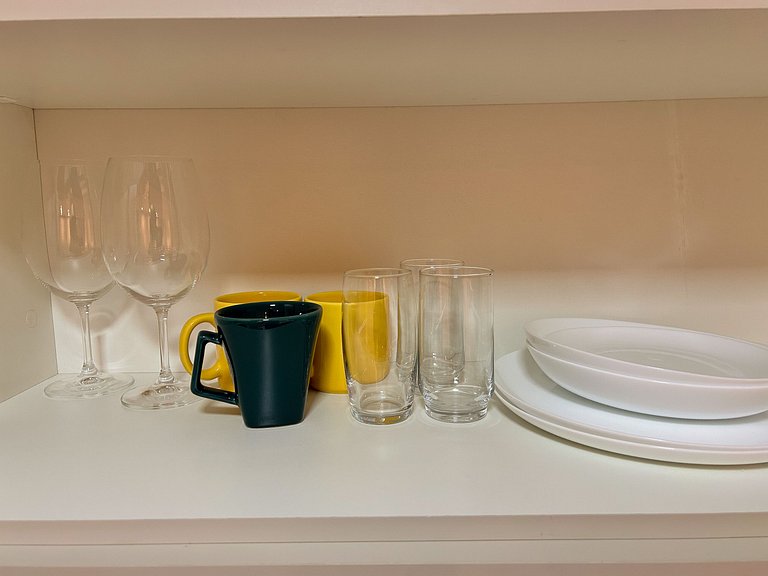 Brise Studio in Pamplona • AC, Wi-Fi & Walk to Paulista