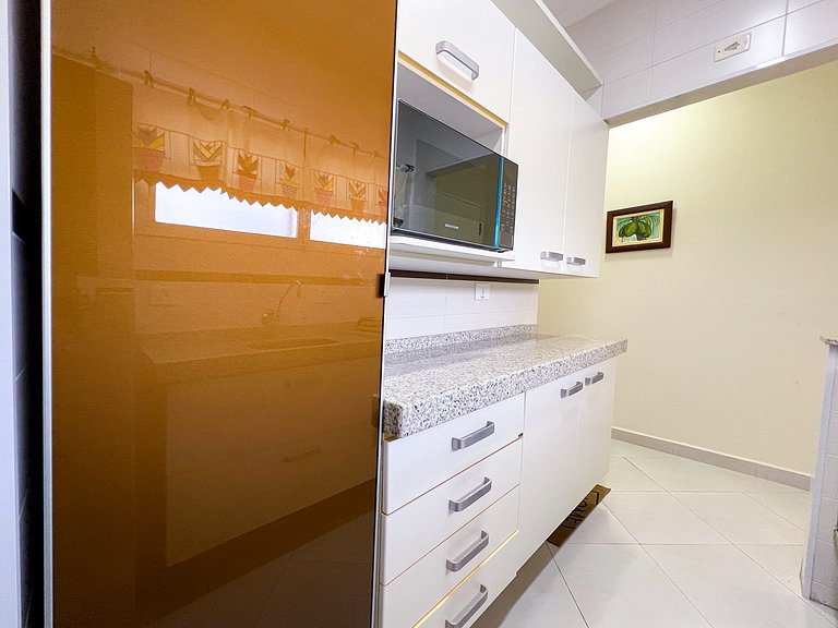 Solar Enseada 1 Quadra Mar com Vaga e Wi-Fi