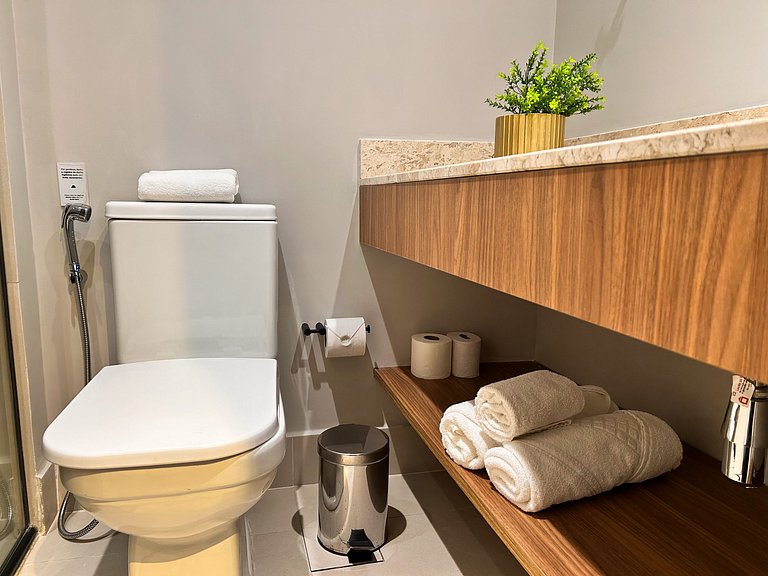 Ibira Premium - Piscina Aquecida Wi-Fi 5 min Metrô