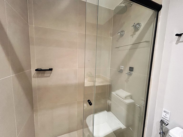 Ibira Premium - Piscina Aquecida Wi-Fi 5 min Metrô