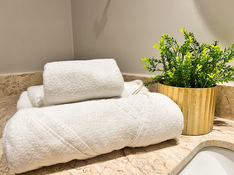 Ibira Premium - Piscina Aquecida Wi-Fi 5 min Metrô