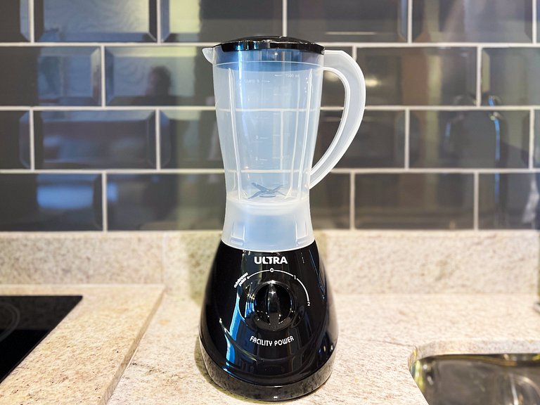 Ibira Premium - Piscina Aquecida Wi-Fi 5 min Metrô