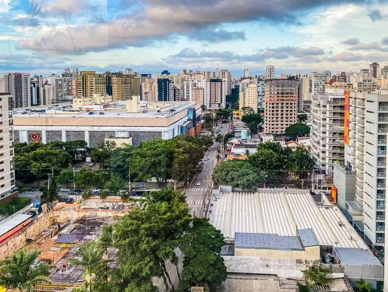 Horizons Apto Com Varanda em Moema | Px Metrô e Shopping