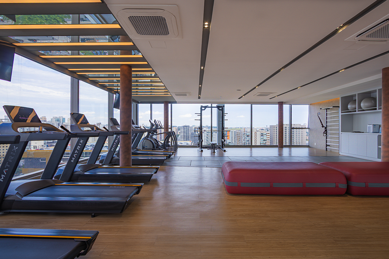 Ibira Premium - Piscina Aquecida Wi-Fi 5 min Metrô