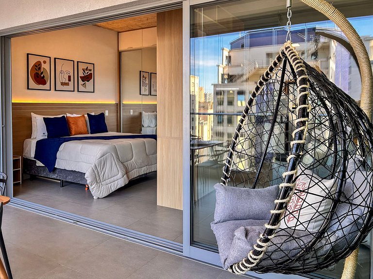 Icon Moema – Cama Queen e Vaga | 450m do Metrô