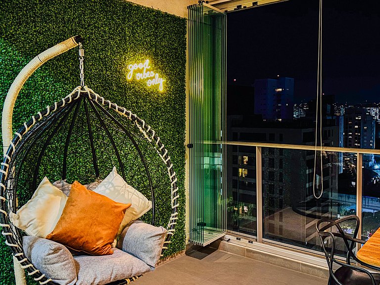 Icon Moema – Cama Queen e Vaga | 450m do Metrô