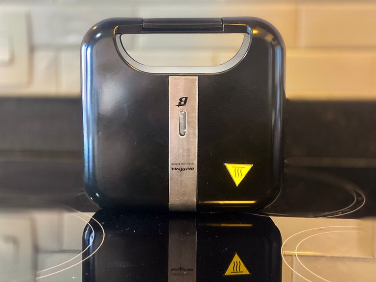 Icon Moema – Cama Queen e Vaga | 450m do Metrô