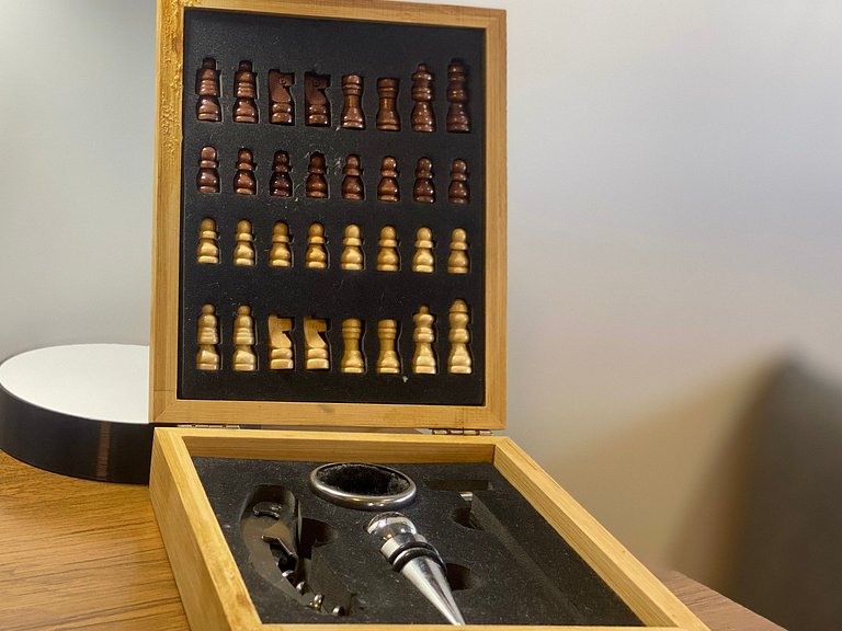 Icon Moema – Cama Queen e Vaga | 450m do Metrô