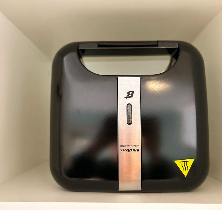 Serene – Design, Location & Subway • Rebouças Studio