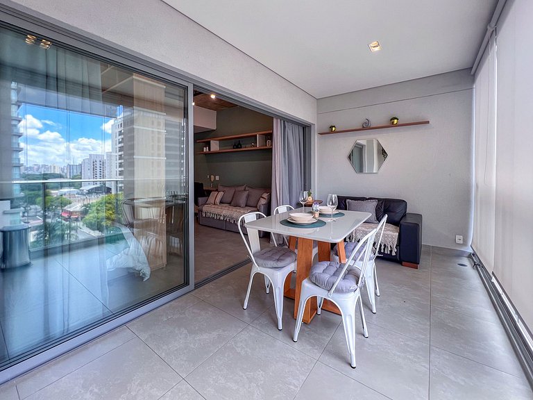 Serene – Design, Location & Subway • Rebouças Studio