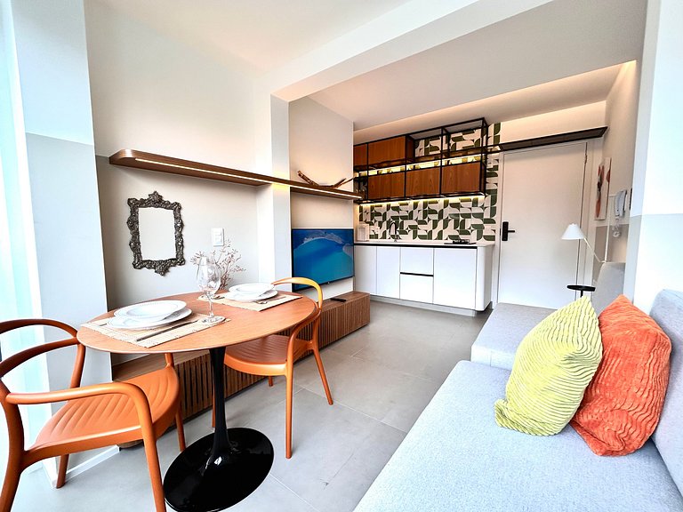 Refuge Vila Olímpia two-bedroom with pool Wi-Fi