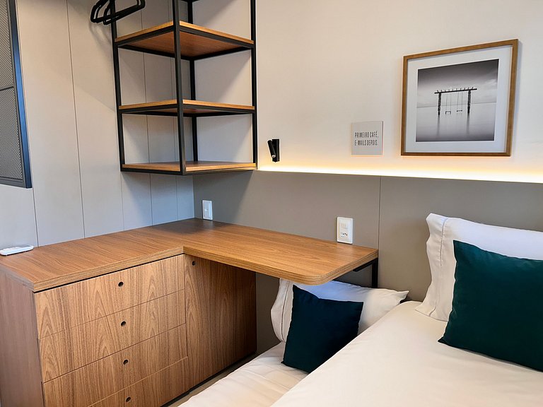 Refuge Vila Olímpia two-bedroom with pool Wi-Fi