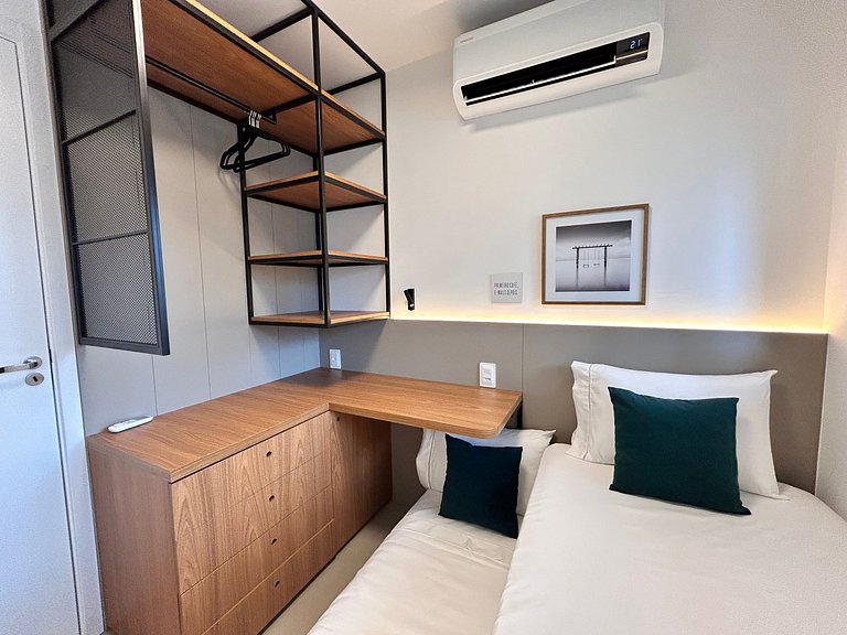 Refuge Vila Olímpia two-bedroom with pool Wi-Fi