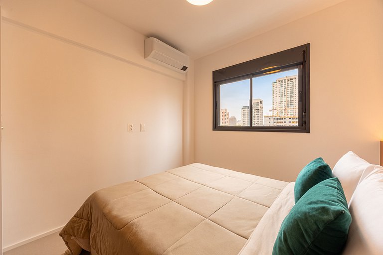 Refuge Vila Olímpia two-bedroom with pool Wi-Fi