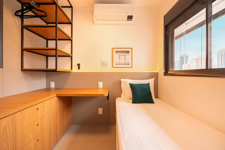 Refuge Vila Olímpia two-bedroom with pool Wi-Fi