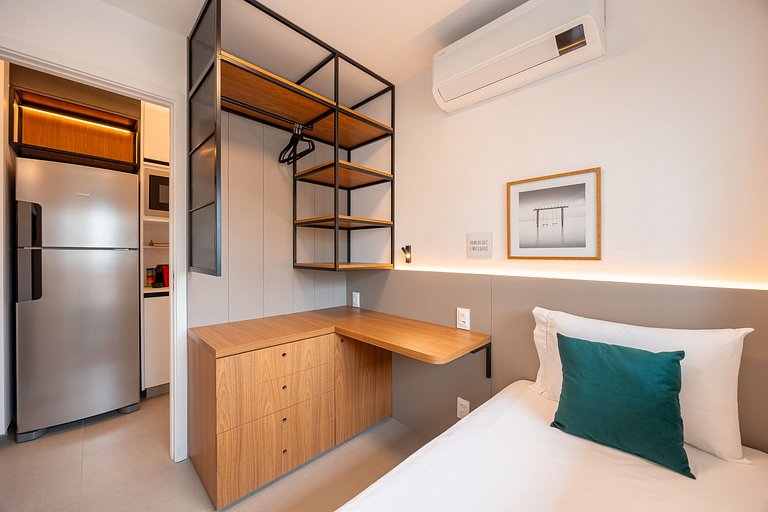 Refuge Vila Olímpia two-bedroom with pool Wi-Fi