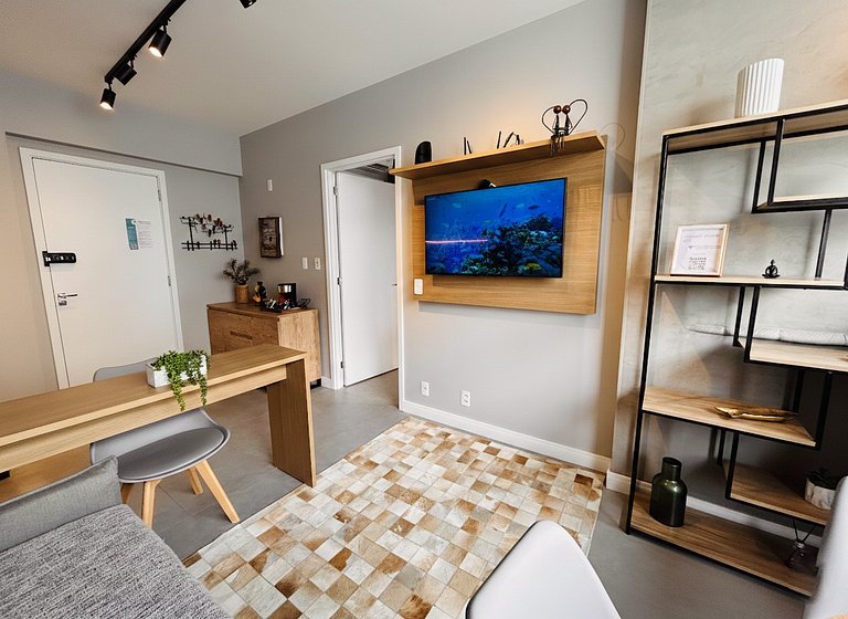 Inspiration Frei Caneca | Decorated Apartment with Private R