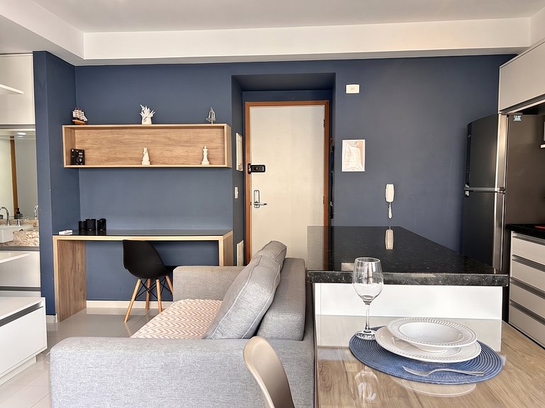 Bela Blue 1-bedroom steps from Paulista with parking and wif