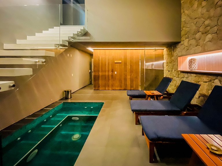 Studio Novo C/ Vaga / Piscina / Jacuzzi e Academia