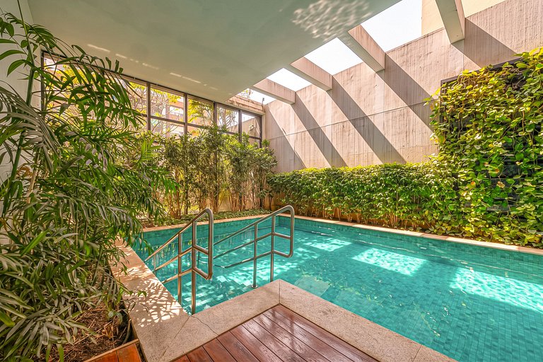 Studio Novo C/ Vaga / Piscina / Jacuzzi e Academia