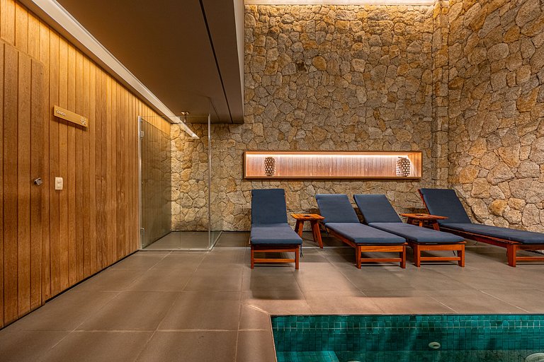 Studio Novo C/ Vaga / Piscina / Jacuzzi e Academia