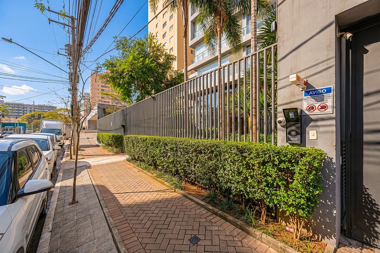 Studio Novo C/ Vaga / Piscina / Jacuzzi e Academia